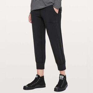 Lululemon Align Jogger Crop 23” Size 6